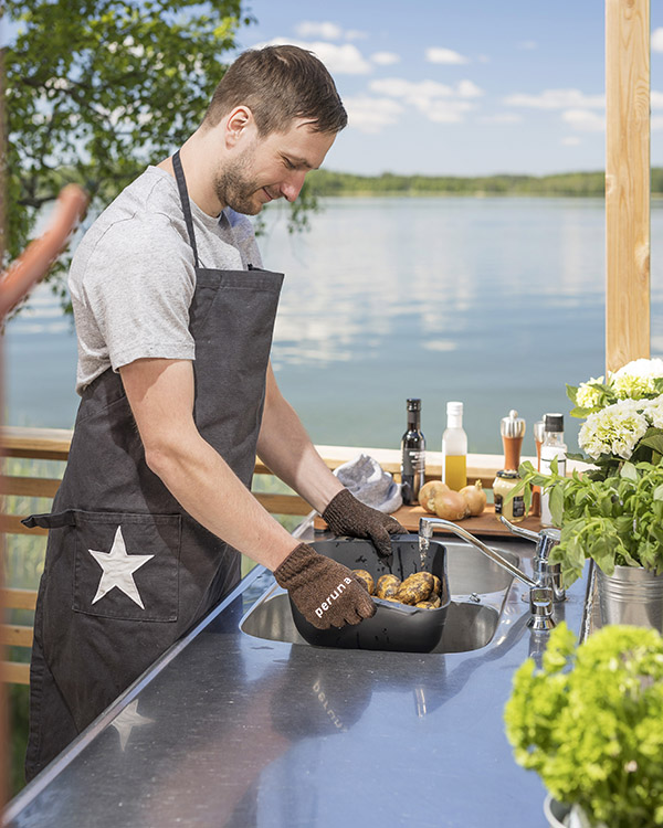 summer-cottage-kitchen.jpg