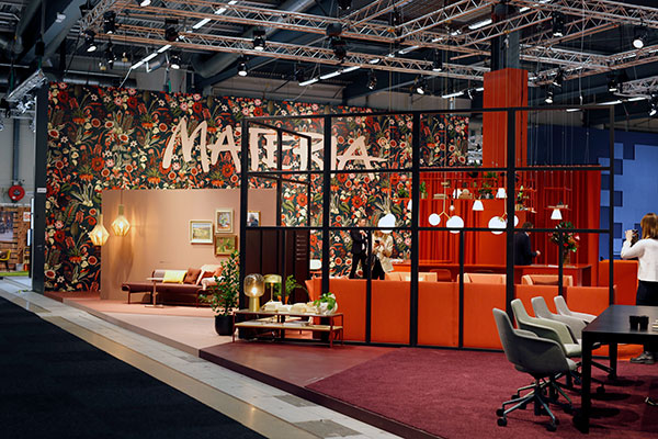 Sthlm-fair-Materia-colorful-stand.jpg